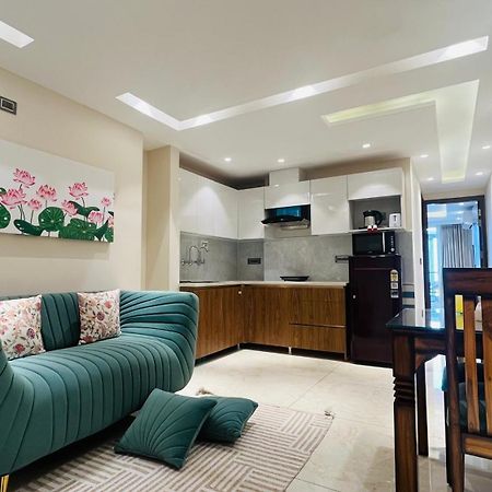 Zen Suites Gurgaon - Luxe Stays Collection ภายนอก รูปภาพ