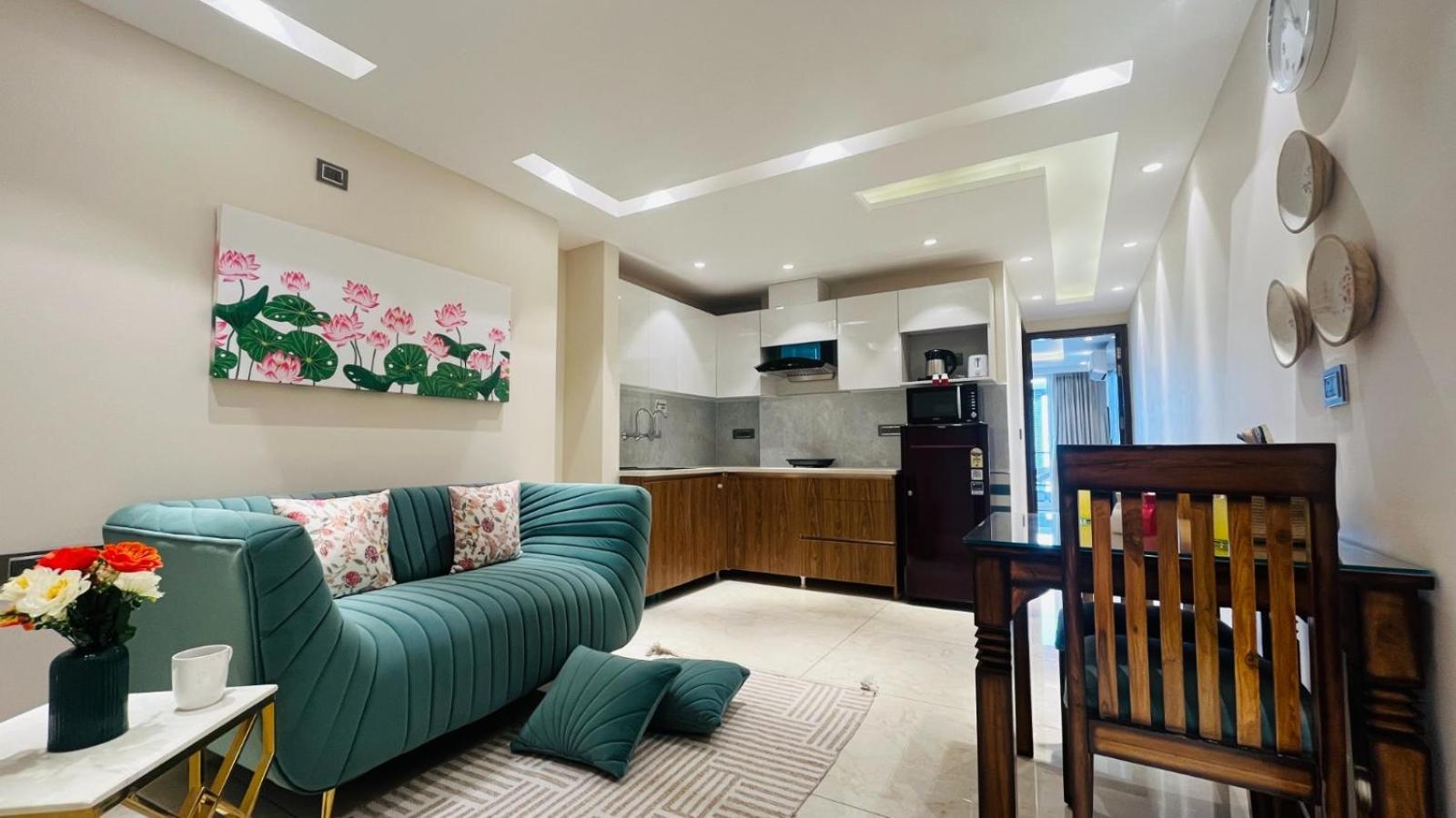 Zen Suites Gurgaon - Luxe Stays Collection ภายนอก รูปภาพ